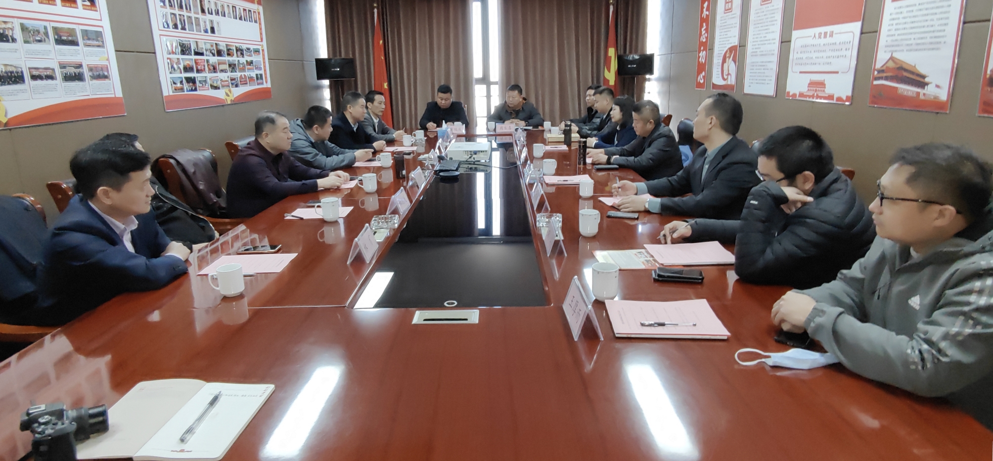 济南市徐州商会常务副会长兼秘书长张庆贺一行到访济南市温州商会